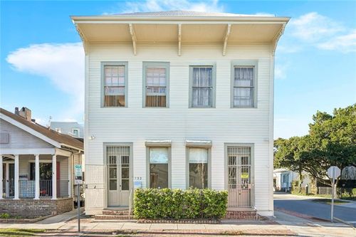 732 Dublin St, New Orleans, LA, 70118-1022 | Card Image