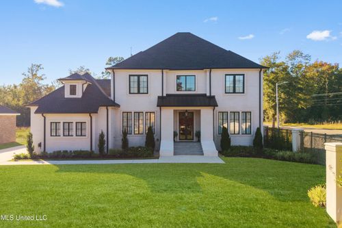 699 Savannah Estates Blvd, Biloxi, MS, 39532-6202 | Card Image