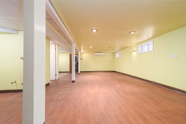 58 219 Th St, House other with 4 bedrooms, 3 bathrooms and null parking in Bayside Hills NY | Image 9