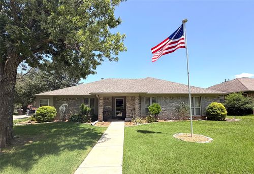 1330 36th St Ne, Paris, TX, 75462-5306 | Card Image