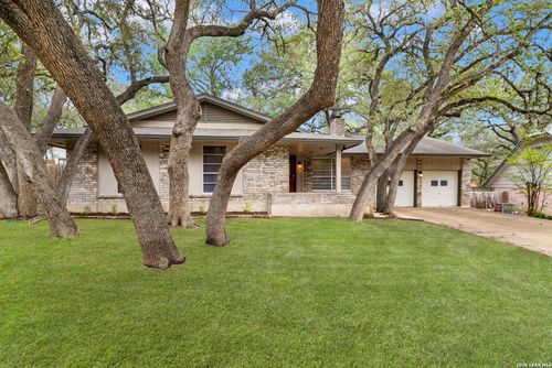 3023 Colony Dr, San Antonio, TX, 78230-3415 | Card Image