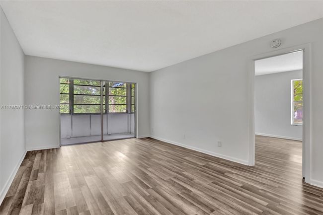 APT-212 - 8400 Lagos De Campo Blvd, Condo with 1 bedrooms, 1 bathrooms and null parking in Tamarac FL | Image 17