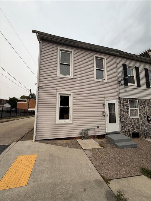 117 S 5th St, Allentown, PA, 18101-2316 | Card Image