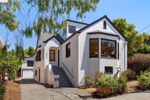 1351 Carlotta Ave, Berkeley, CA, 94703-1003 | Card Image