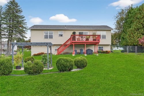 23 Macintosh Dr, Middletown, NY, 10941-1026 | Card Image