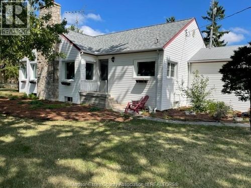 11224 South Talbot Road, Tecumseh, ON, N0R1K0 | Card Image