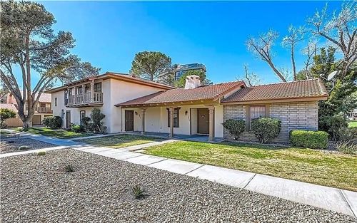 apt-b-3045 Pinehurst Dr, Las Vegas, NV, 89109-1577 | Card Image