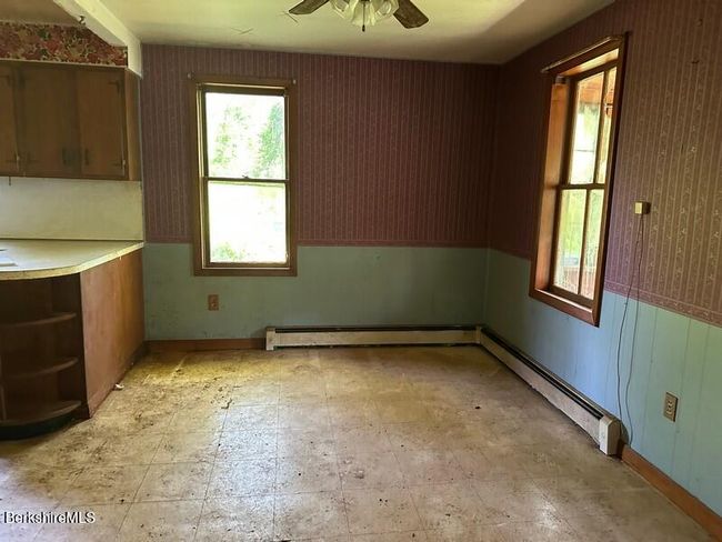 425 Barbour St, House other with 2 bedrooms, 1 bathrooms and 4 parking in North Adams MA | Image 11