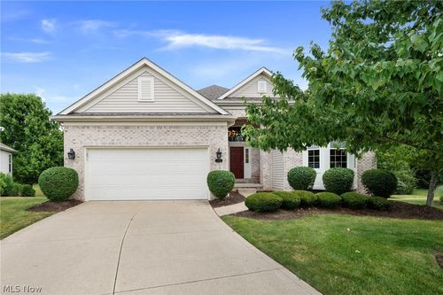 11512 Coopers Run, Strongsville, OH, 44149-9274 | Card Image