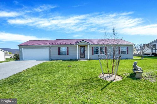 176 Durham Dr, CHAMBERSBURG, PA, 17202-8580 | Card Image