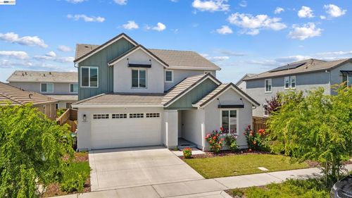 3482 Dobbins Ct, Lathrop, CA, 95330-7904 | Card Image