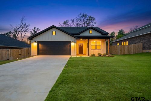 16326 Crossing Cir, Lindale, TX, 75771-1480 | Card Image