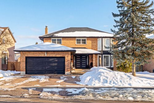 9 Kortright Rd E, Guelph, ON, N1G4C8 | Card Image