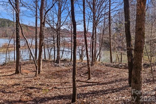 130-199 Table Rock Trace Nw, Valdese, NC, 28690 | Card Image