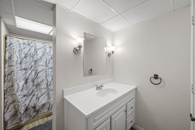 Lower Level Full Bathroom | Image 16
