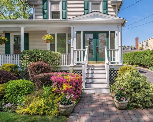 8 Glen Ave, Sea Cliff, NY, 11579-1431 | Card Image