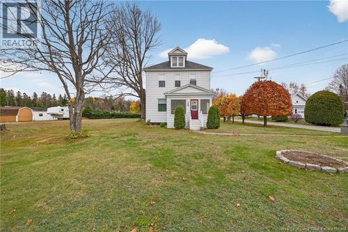 10 Basin St, Bathurst, NB, E2A6N2 | Card Image