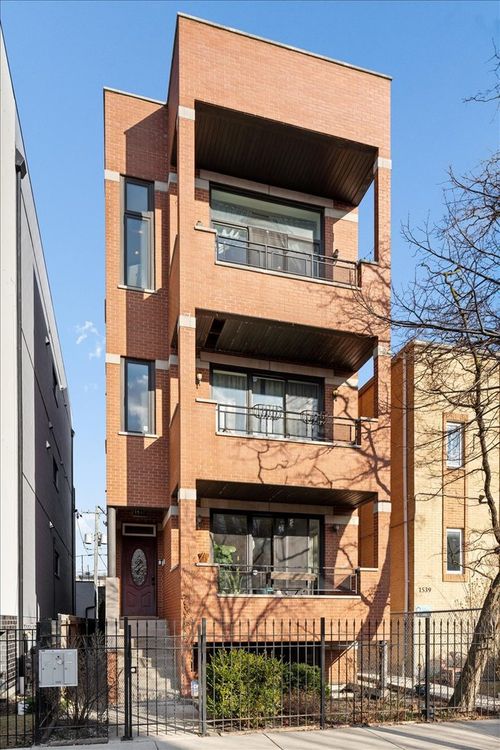 3-1541 N Artesian Ave, Chicago, IL, 60622-2625 | Card Image