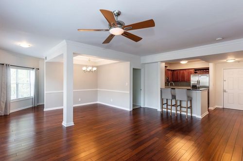 2207 River Green Dr Nw, Atlanta, GA, 30327-3070 | Card Image