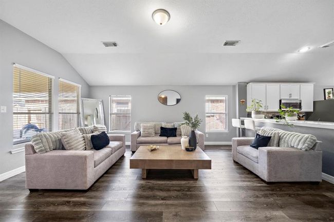 1727 Caldbeck Ln, House other with 3 bedrooms, 2 bathrooms and 2 parking in Fresno TX | Image 11