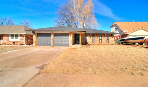 4125 Overland Dr, Del City, OK, 73115-2743 | Card Image