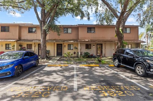 3920 Cedar Limb Ct, TAMPA, FL, 33614-2640 | Card Image