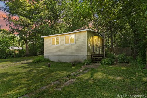 35835 N Ash St, Ingleside, IL, 60041-8534 | Card Image