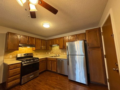 unit-26-379 Huse Rd, Manchester, NH, 03103-3165 | Card Image