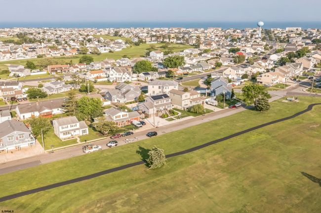 203 Lincoln Dr, House other with 4 bedrooms, 3 bathrooms and null parking in Brigantine NJ | Image 40