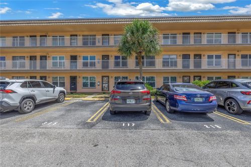 apt-117-6400 46th Ave N, KENNETH CITY, FL, 33709-3135 | Card Image