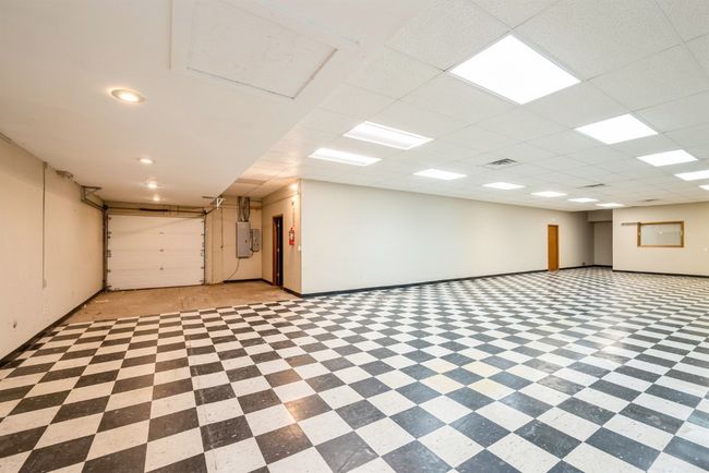 1070 Lyons Ln, Home with 0 bedrooms, 0 bathrooms and null parking in Marion IA | Image 17