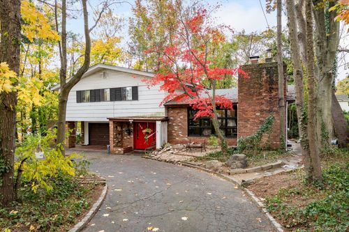 256 Schenck Ave, Great Neck, NY, 11021-3928 | Card Image