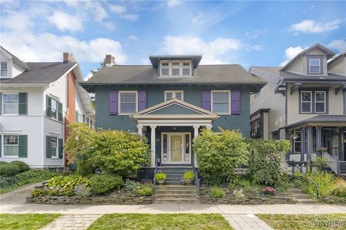 68 Dorchester Rd, Buffalo, NY, 14222-1148 | Card Image
