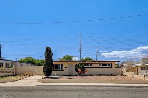 1209 Fay Boulevard, Las Vegas, NV, 89108 | Card Image