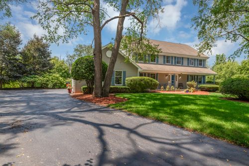 214 Darien Ct, Sleepy Hollow, IL, 60118-1863 | Card Image