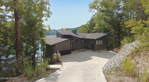 143 Hidden Ln, La Follette, TN, 37766-1580 | Card Image