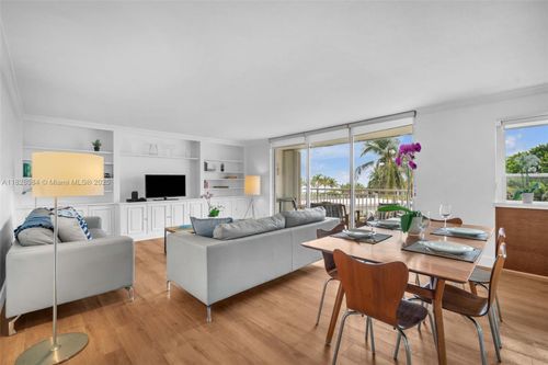 apt-3e-611 Ocean Dr, Key Biscayne, FL, 33149-2315 | Card Image