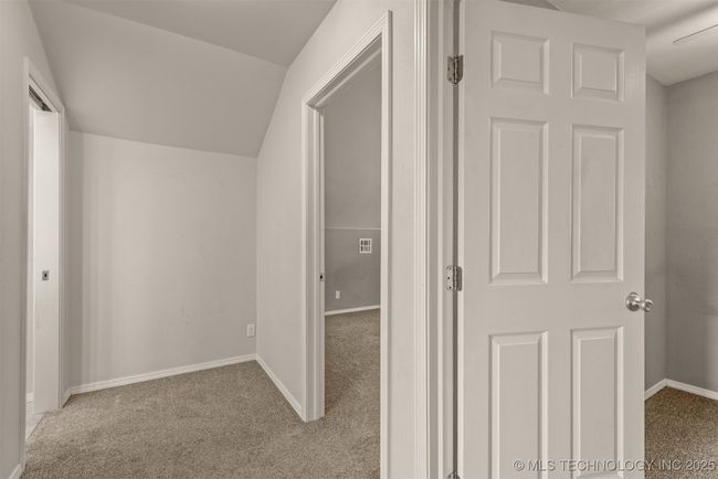 9528 S 93 Rd East Ave, House other with 5 bedrooms, 3 bathrooms and null parking in Tulsa OK | Image 45