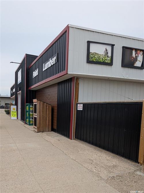 435 Main St, Foam Lake, SK, S0A4J0 | Card Image