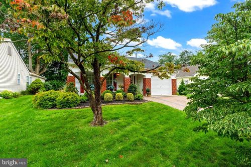 23 Buxton Ct, Southampton, NJ, 08088-1043 | Card Image
