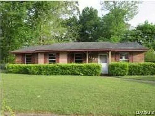 3120 Capwood Curv, Montgomery, AL, 36116-3901 | Card Image