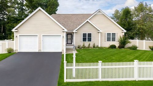 12 Waterford Cir, Dighton, MA, 02715-1167 | Card Image
