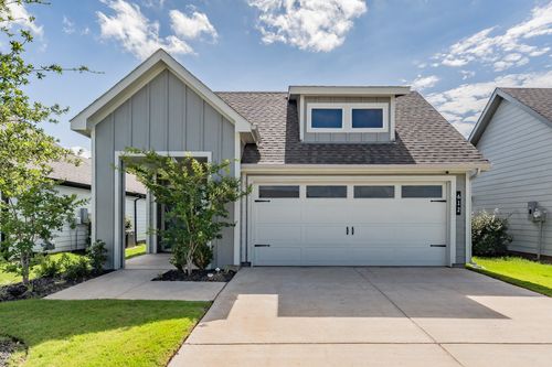 612 Capstone Cir, Granbury, TX, 76048-4335 | Card Image
