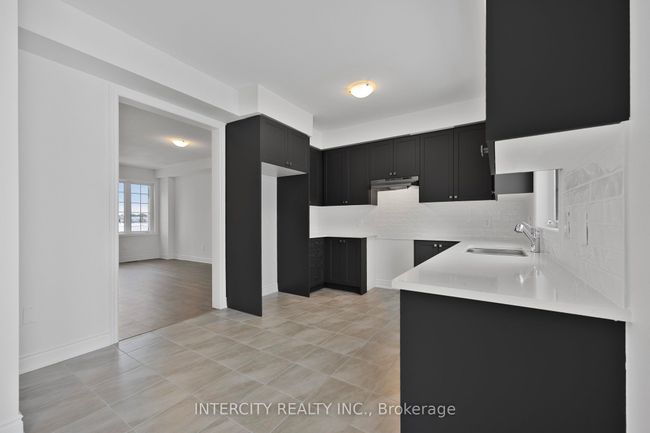 3 Avalon Dr, House attached with 3 bedrooms, 3 bathrooms and 1 parking in Wasaga Beach ON | Image 17