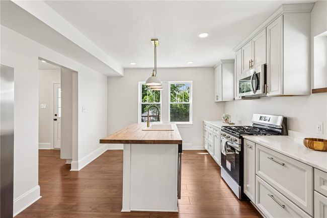 252 Hudson Ave, House other with 5 bedrooms, 2 bathrooms and null parking in Greensburg PA | Image 8