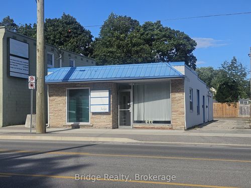 200 Huron St, Woodstock, ON, N4S7A1 | Card Image