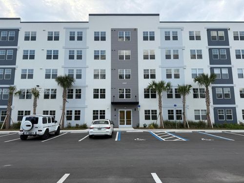 222-5587 Millenia Palms Dr, Orlando, FL, 32839 | Card Image