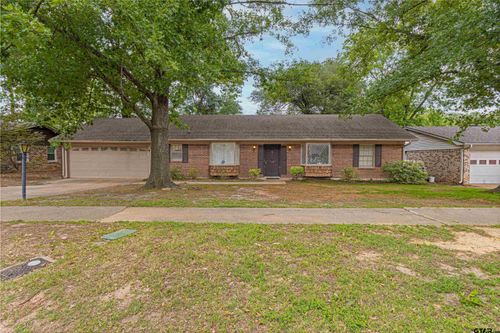 2930 Roanoke Ln, Tyler, TX, 75701 | Card Image