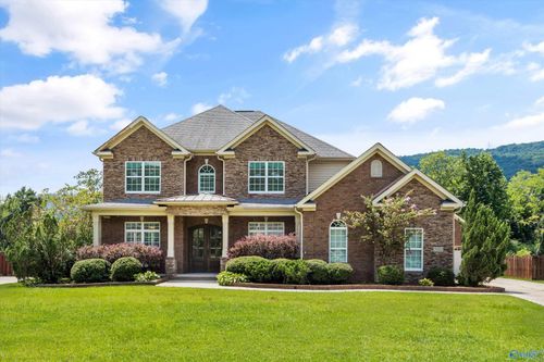 7052 Jacks Creek Ln Se, Owens Cross Roads, AL, 35763-9094 | Card Image
