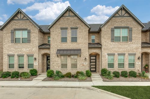 1888 Strand Street, Farmers Branch, TX, 75234 | Card Image
